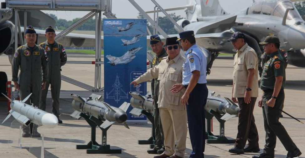 Prabowo Resmi Serahkan 6 Jet Tempur Rafale Batch Kedua TNI AU